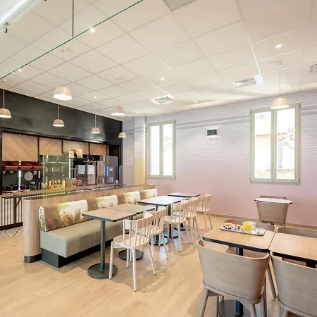 Centre Gare 3*