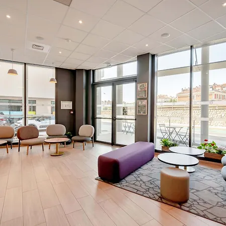Centre Gare Hotel 3*